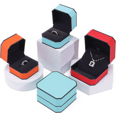 주문 검은색 경계 팔각형 매끄러운 PU 가죽 보석 포장 상자 고급 저장 online manufacture
