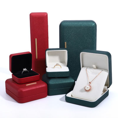 주문 PU 가죽 팔찌 귀걸이 및 펜던트 포장용 맞춤형 벨벳 보석 상자 online manufacture