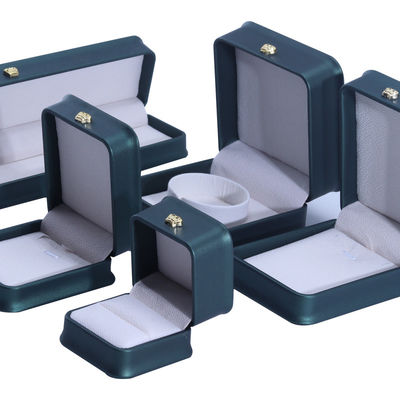 주문 그린 크라운 디자인 럭셔리 PU 가죽 보석 박스 팔찌 목걸이 반지 및 녹색 online manufacture