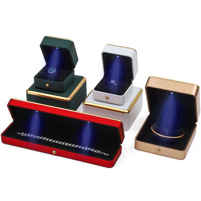 주문 맞춤형 골드 트림 LED 보석 상자 조직기 online manufacture