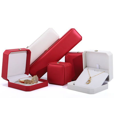 한홍에 대한 가죽 왕관 보석 상자 주문 금 팔찌 귀걸이 및 Pendants