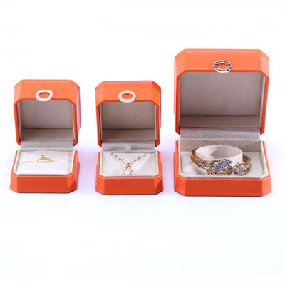 주문 사각형 오렌지 PU 가죽 보석 포장 상자 목걸이 팔찌와 결혼 반지 online manufacture
