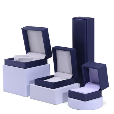 주문 브러쉬 마무리 부드러운 가짜 가죽 보석 보관 상자 반지 Pendant을 위한 패키지 online manufacture
