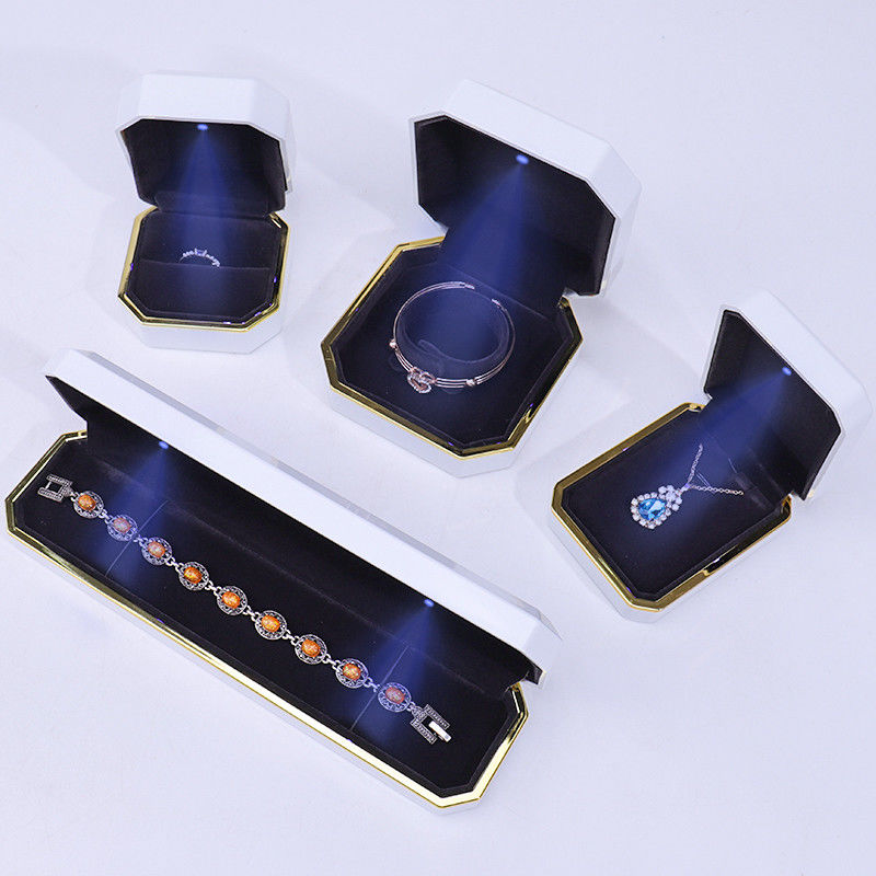 사용자 지정 로고 가벼운 보석 선물 상자 팔찌 귀걸이 Pendant 벨벳 목걸이 반지 핸드메이드 재료